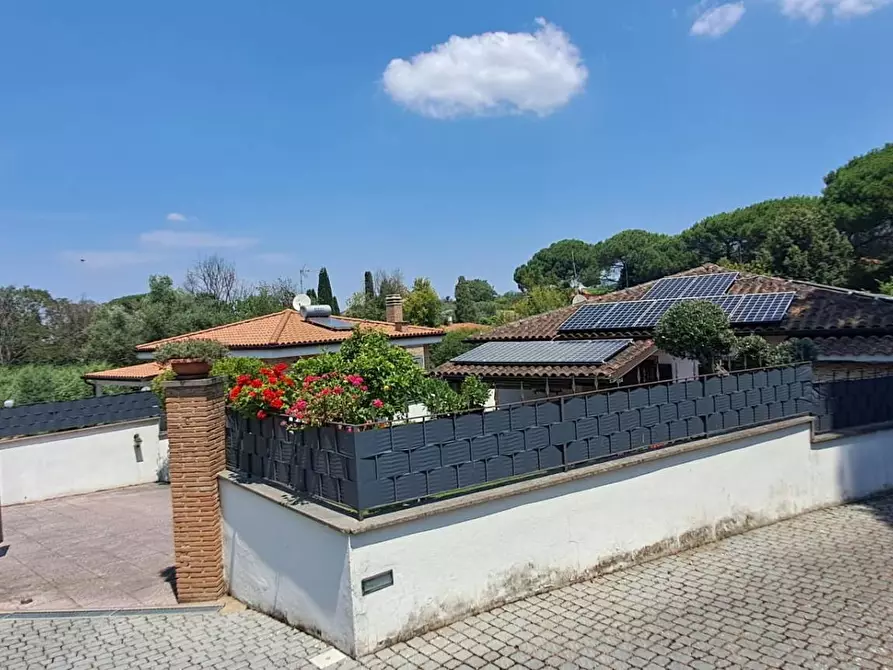 Immagine 54 di Villa in vendita  in via nettunense 9 a Ariccia