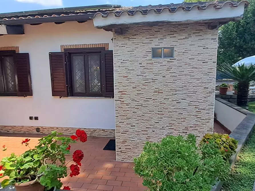 Immagine 68 di Villa in vendita  in via nettunense 9 a Ariccia