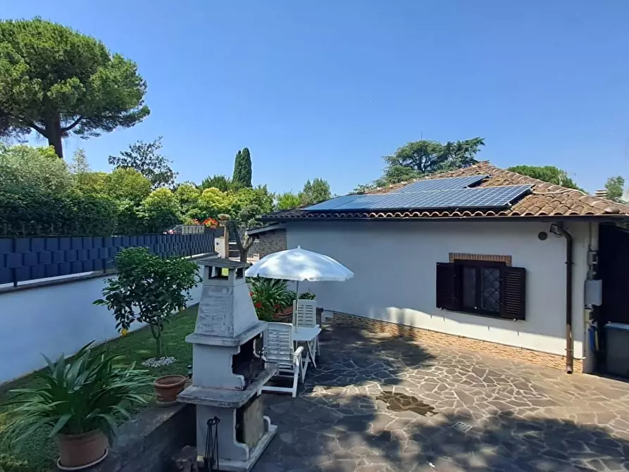 Immagine 77 di Villa in vendita  in via nettunense 9 a Ariccia
