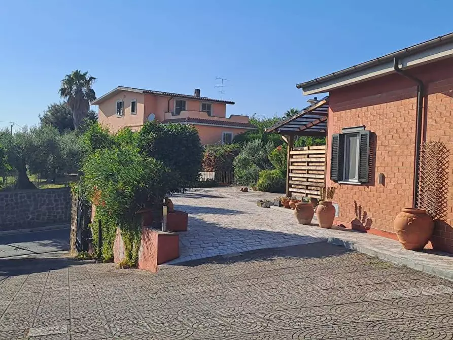 Immagine 9 di Villa in vendita  in via ginestreto 25 a Ariccia
