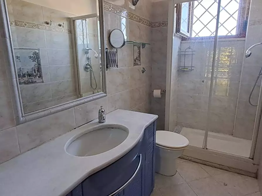 Immagine 25 di Appartamento in vendita  in Via Umberto Lilloni 52 a Roma