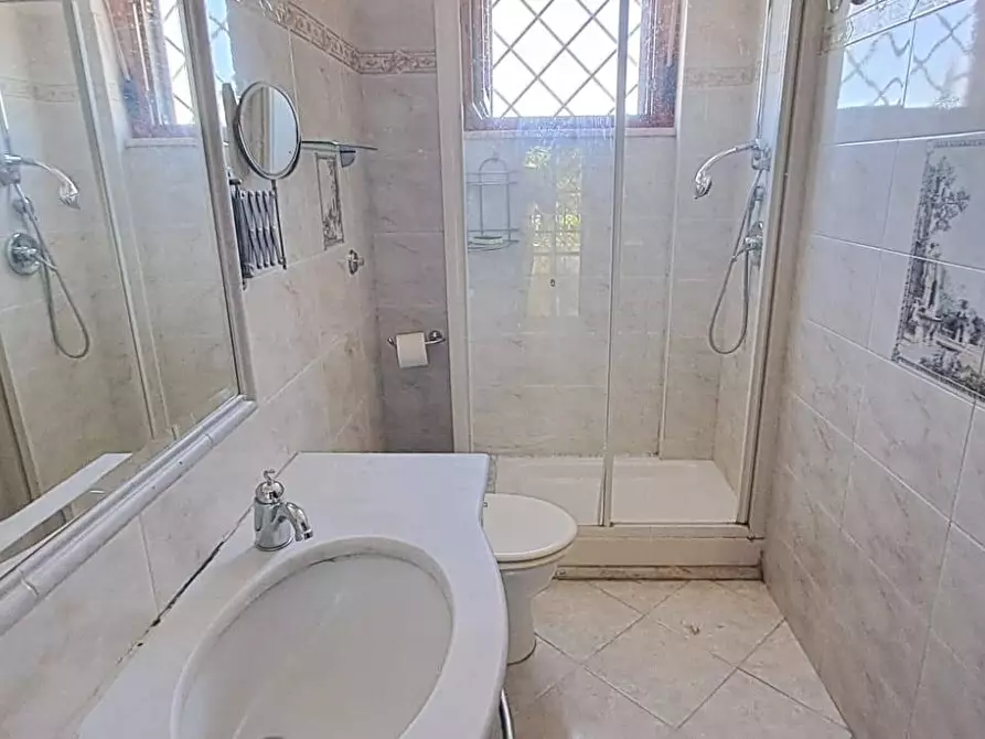 Immagine 22 di Appartamento in vendita  in Via Umberto Lilloni 52 a Roma