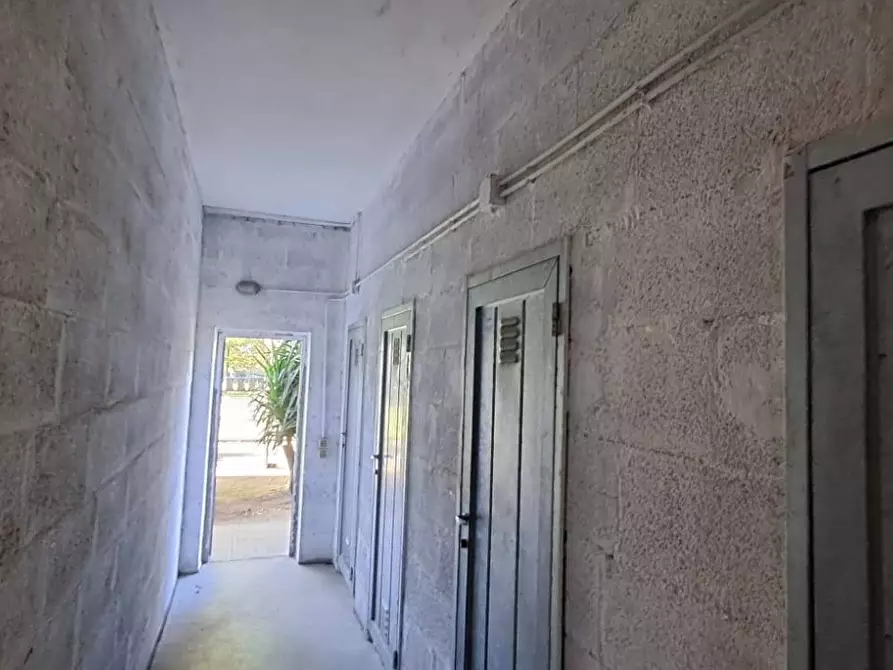 Immagine 26 di Appartamento in vendita  in Via Umberto Lilloni 52 a Roma