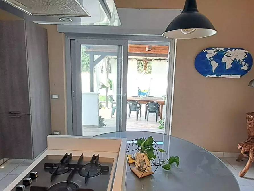 Immagine 13 di Appartamento in vendita  in via adda 36 a Anzio