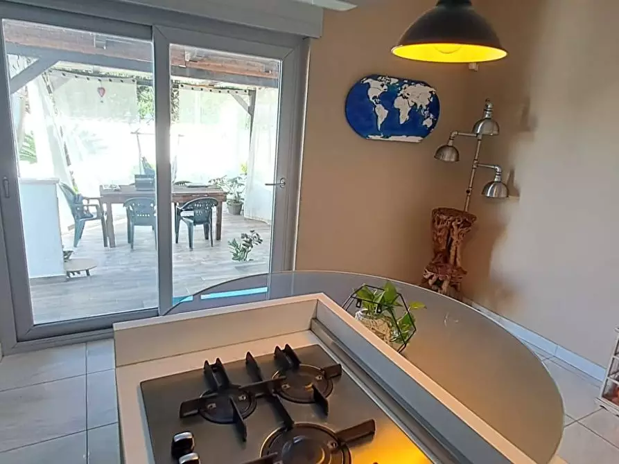 Immagine 44 di Appartamento in vendita  in via adda 36 a Anzio