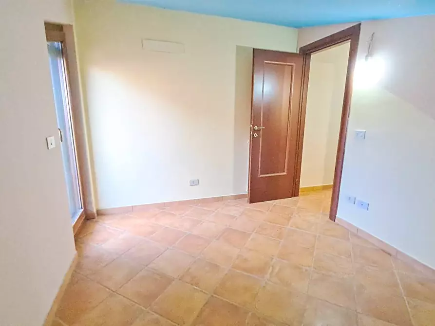 Immagine 21 di Villa in vendita  in via trieste 52 a Albano Laziale