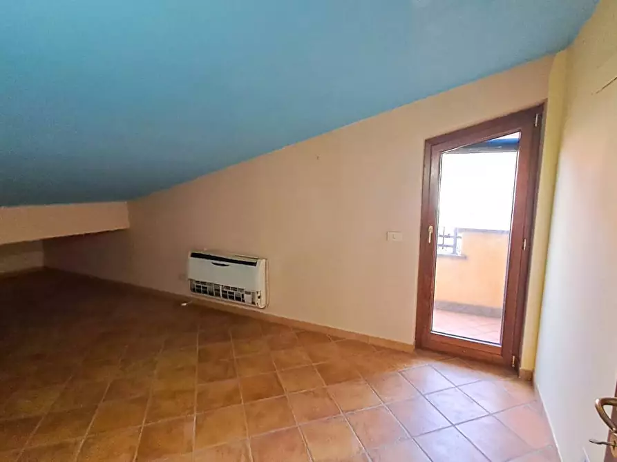 Immagine 28 di Villa in vendita  in via trieste 52 a Albano Laziale