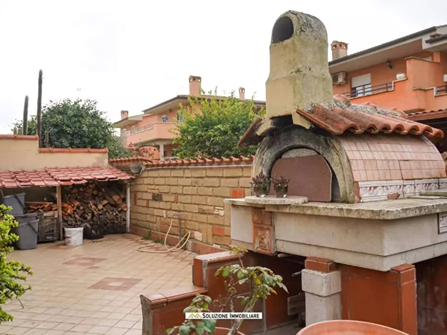 Immagine 2 di Villa in vendita  in via dante alighieri 6 a Anzio