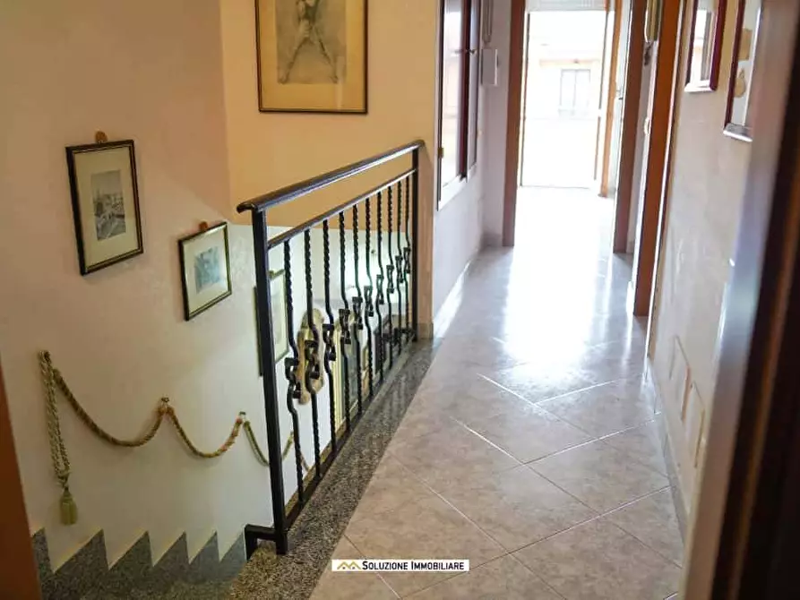Immagine 25 di Villa in vendita  in via dante alighieri 6 a Anzio