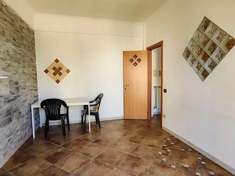 Immagine 11 di Appartamento in vendita  in via delle Sette Chiese 85 a Roma