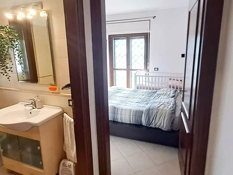 Immagine 4 di Appartamento in vendita  in via delle rose 28b a Castel Gandolfo