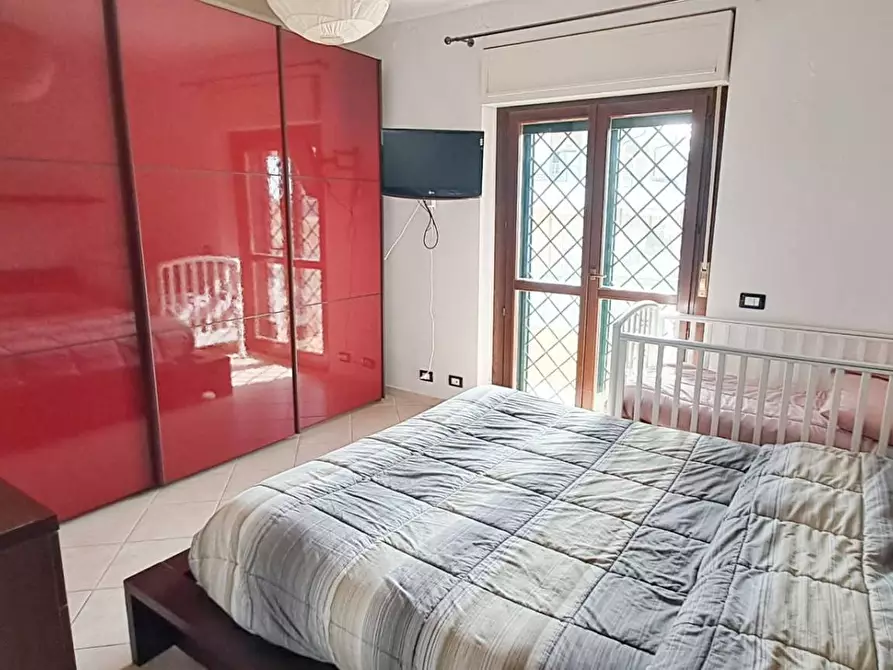 Immagine 5 di Appartamento in vendita  in via delle rose 28b a Castel Gandolfo