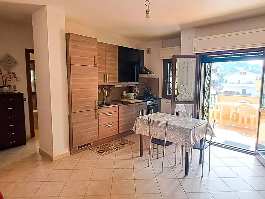 Immagine 7 di Appartamento in vendita  in via delle rose 28b a Castel Gandolfo