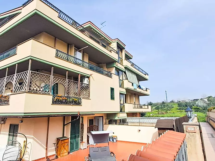 Immagine 1 di Appartamento in vendita  in via delle rose 28b a Castel Gandolfo