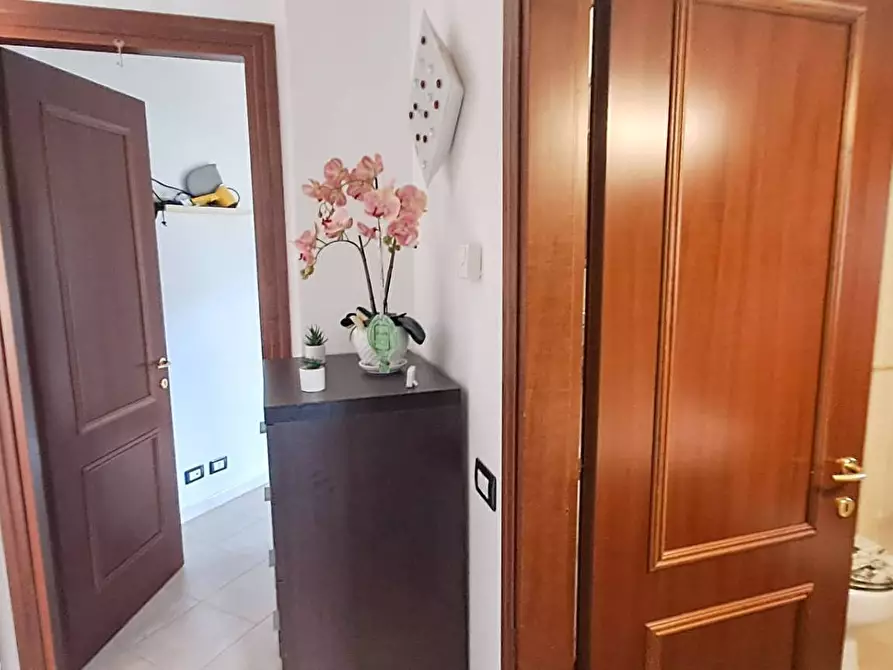 Immagine 10 di Appartamento in vendita  in via delle rose 28b a Castel Gandolfo