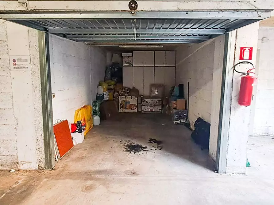 Immagine 18 di Appartamento in vendita  in via delle rose 28b a Castel Gandolfo