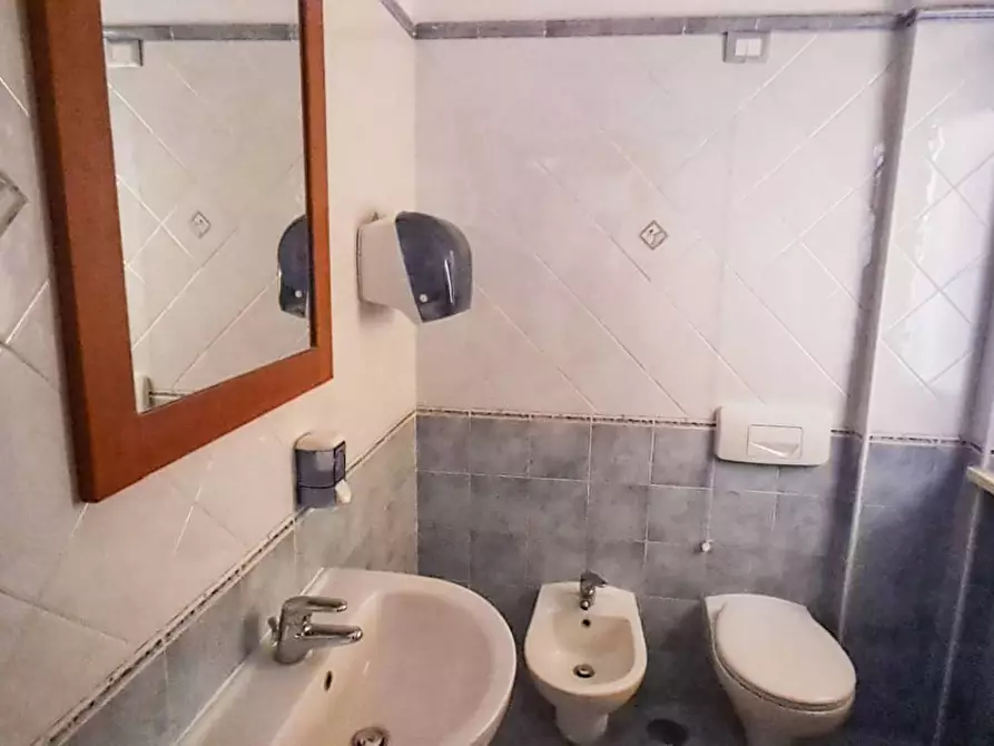 Immagine 26 di Appartamento in vendita  in via delle arti 9 a Pomezia