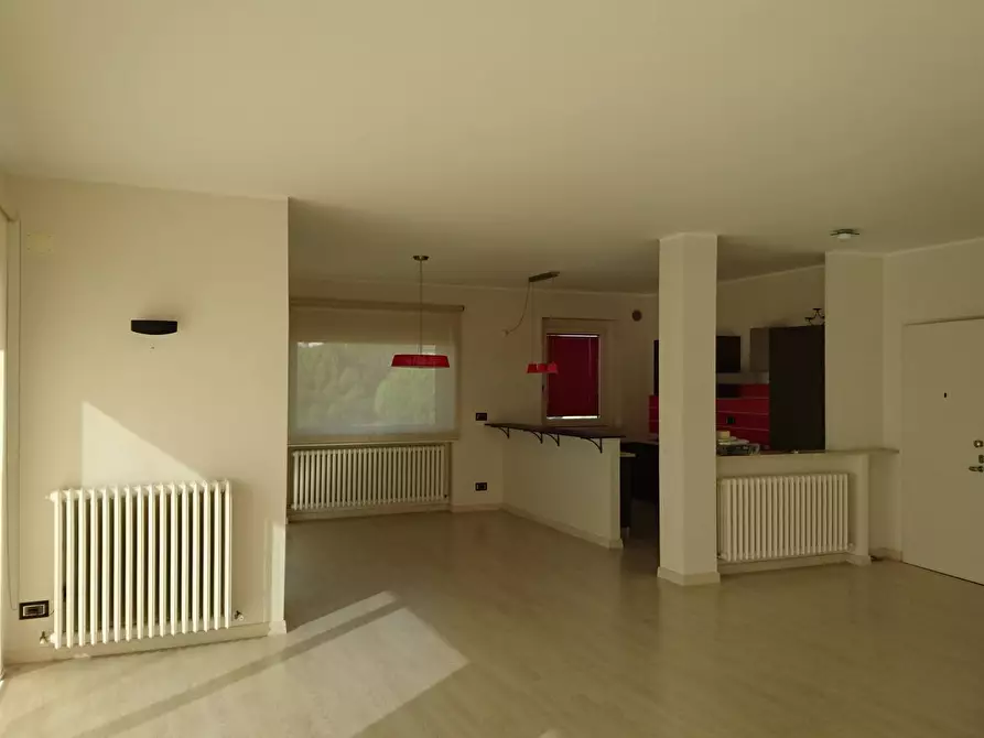 Immagine 3 di Casa indipendente in vendita  a Lapedona