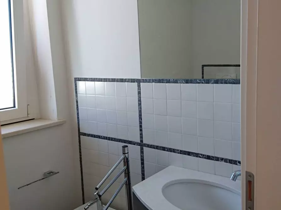 Immagine 9 di Casa indipendente in vendita  a Lapedona