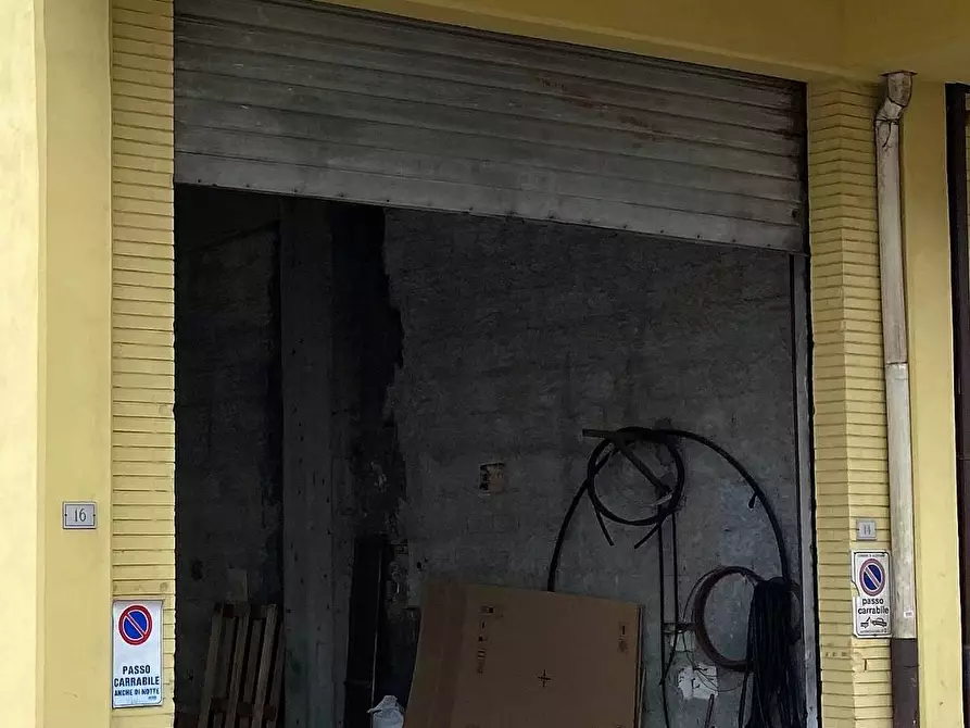 Immagine 2 di Box auto in vendita  a Altidona