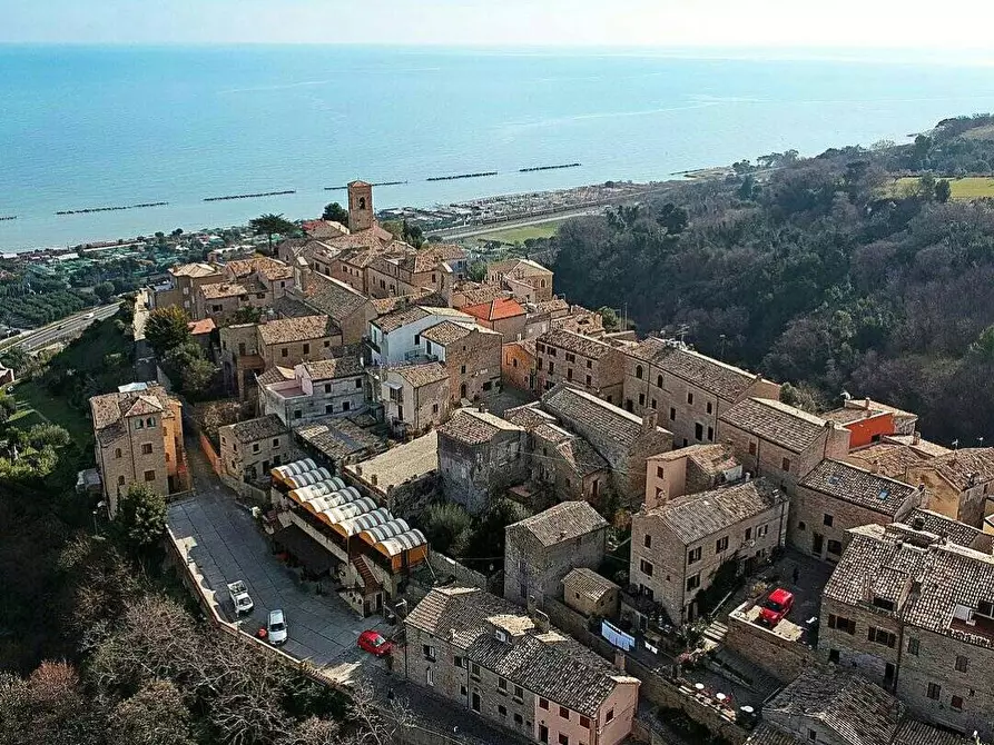 Immagine 23 di Casa indipendente in vendita  a Fermo