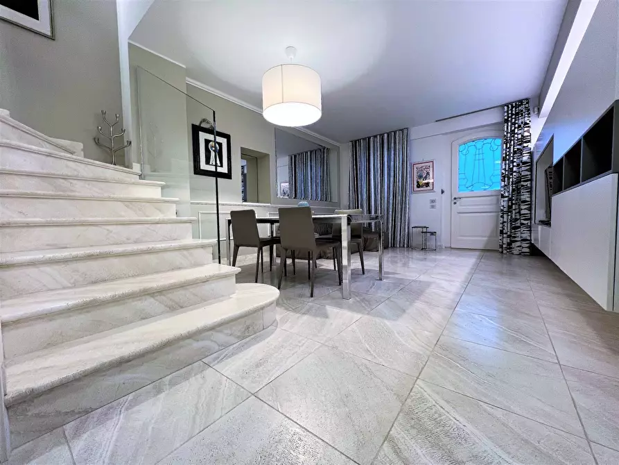 Immagine 8 di Casa indipendente in vendita  a Porto San Giorgio