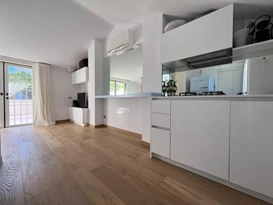 Immagine 27 di Casa indipendente in vendita  a Porto San Giorgio