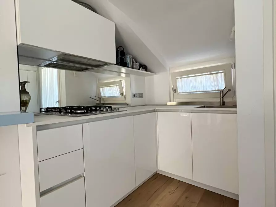 Immagine 30 di Casa indipendente in vendita  a Porto San Giorgio