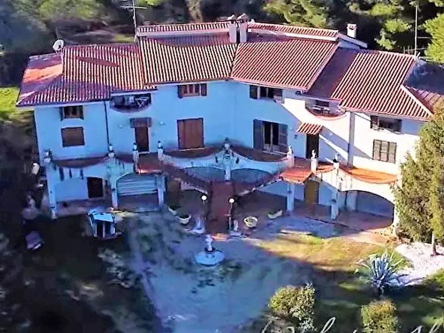 Immagine 3 di Casa indipendente in vendita  14 a Fermo