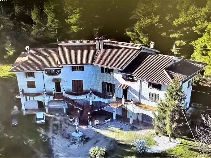 Immagine 2 di Casa indipendente in vendita  14 a Fermo