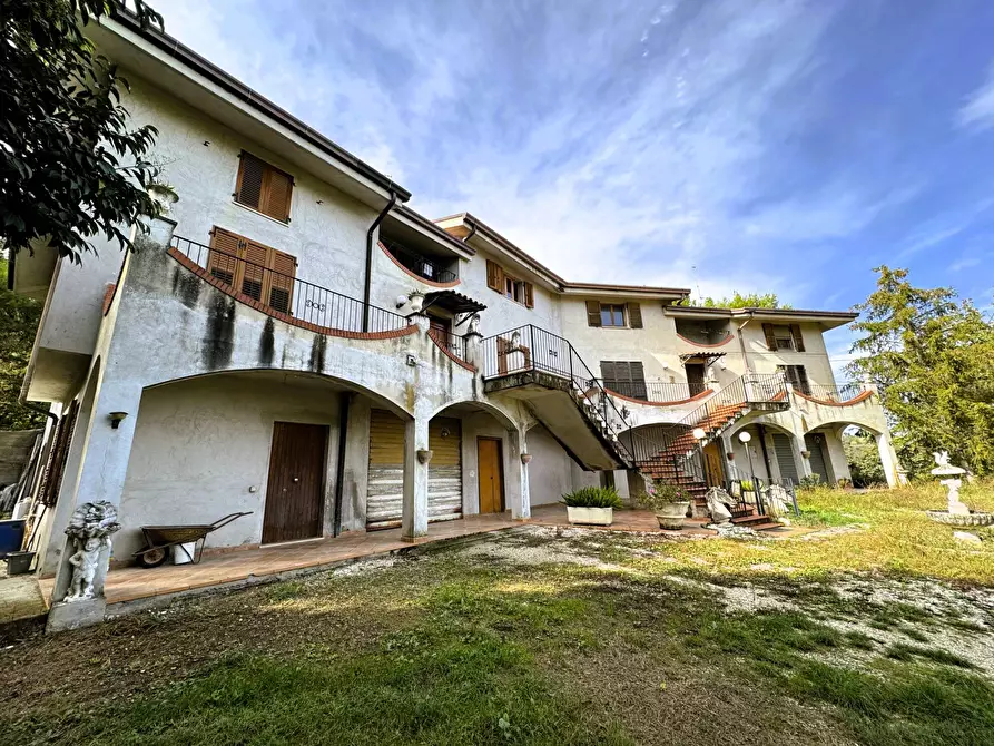 Immagine 1 di Casa indipendente in vendita  a Fermo