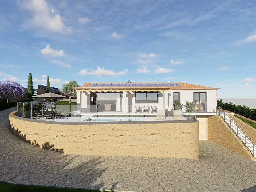 Immagine 2 di Rustico / casale in vendita  a Fermo