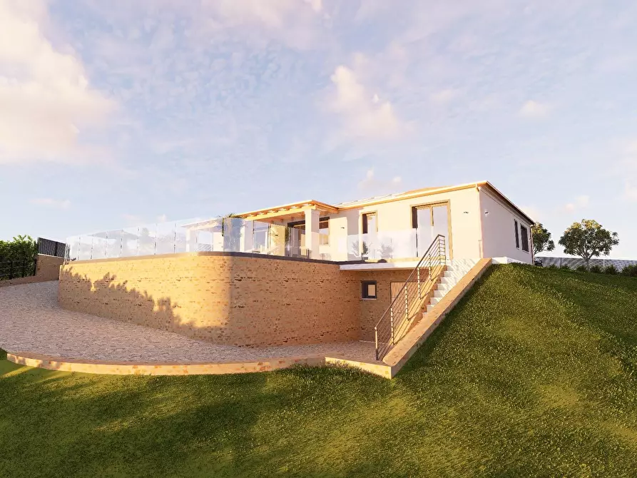 Immagine 4 di Rustico / casale in vendita  a Fermo