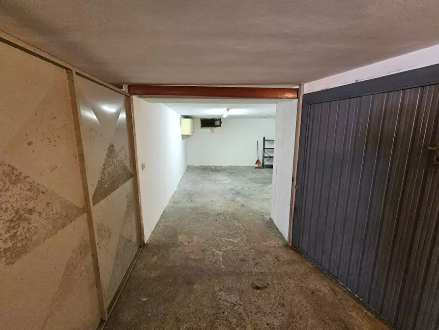 Immagine 3 di Box auto in vendita  snc a Porto San Giorgio