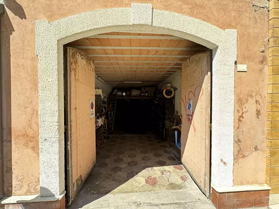 Immagine 10 di Villa in vendita  snc a Porto San Giorgio