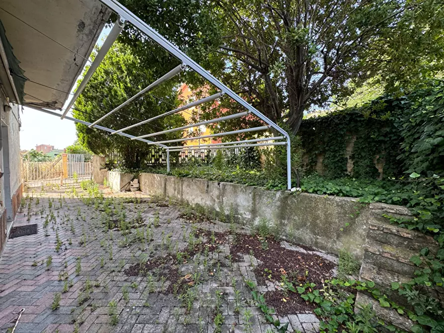 Immagine 4 di Casa indipendente in vendita  snc a Fermo