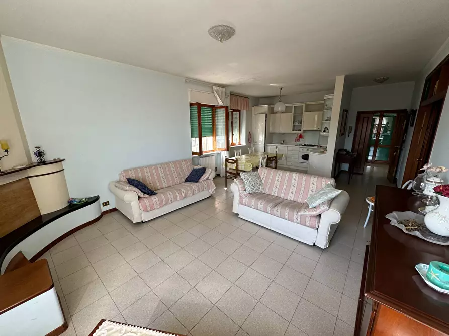 Immagine 8 di Casa indipendente in vendita  snc a Fermo