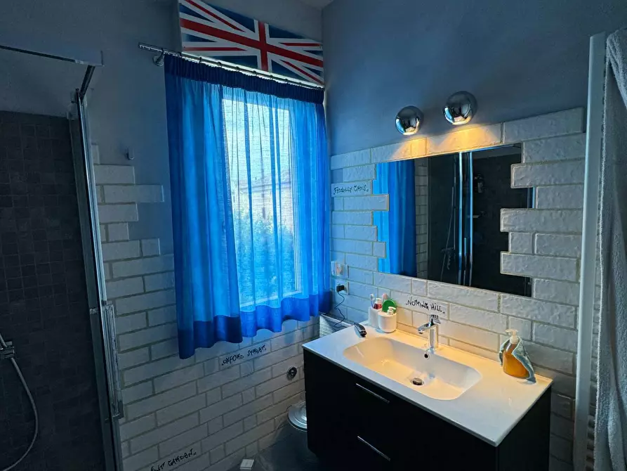 Immagine 14 di Appartamento in vendita  snc a Fermo