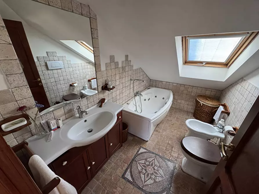 Immagine 17 di Villa in vendita  snc a Porto San Giorgio