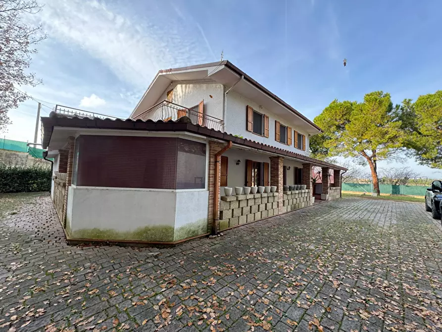 Immagine 10 di Rustico / casale in vendita  a Lapedona