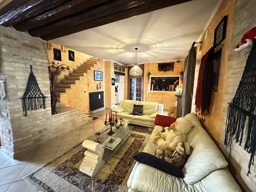 Immagine 7 di Rustico / casale in vendita  a Lapedona