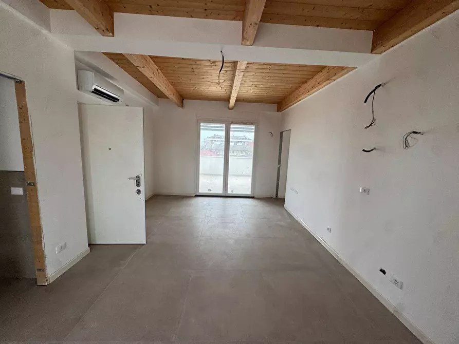 Immagine 3 di Appartamento in vendita  a Fermo