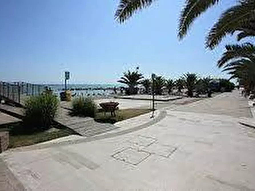 Immagine 4 di Appartamento in vendita  snc a Altidona