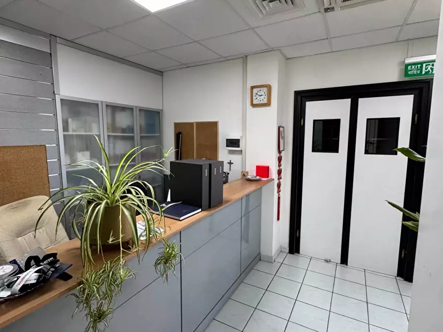 Immagine 11 di Locale commerciale in vendita  snc a Porto San Giorgio