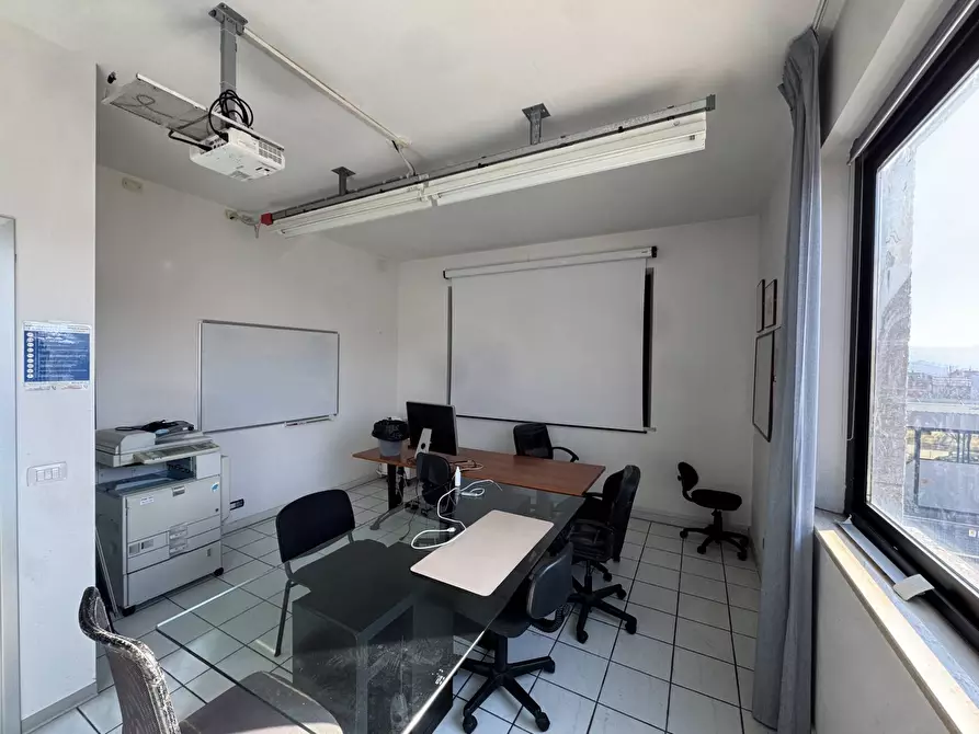 Immagine 10 di Locale commerciale in affitto  snc a Porto San Giorgio