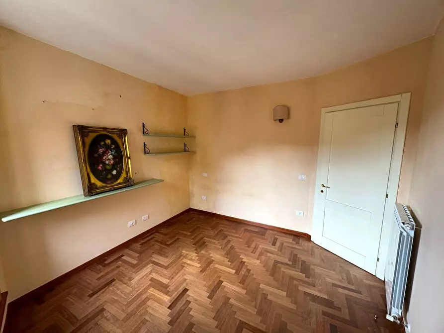 Immagine 10 di Casa indipendente in vendita  snc a Fermo