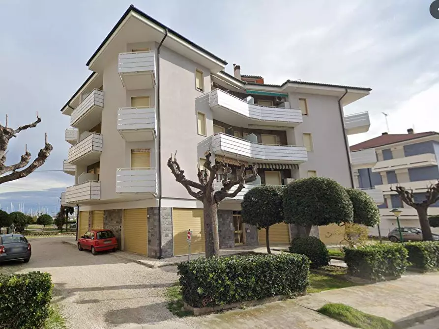 Immagine 22 di Appartamento in vendita  snc a Porto San Giorgio