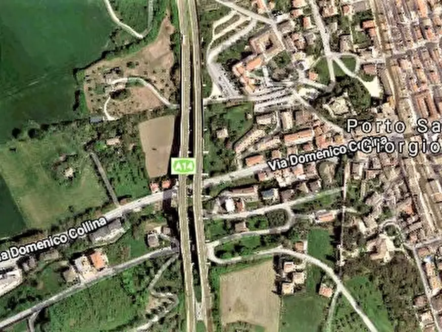 Immagine 5 di Locale commerciale in vendita  snc a Porto San Giorgio