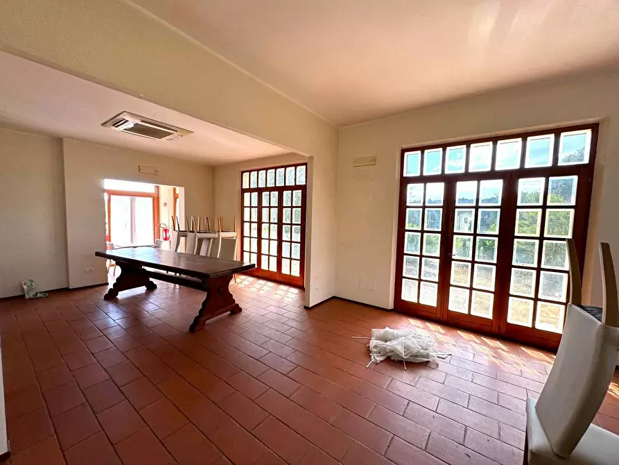 Immagine 2 di Locale commerciale in affitto  snc a Fermo