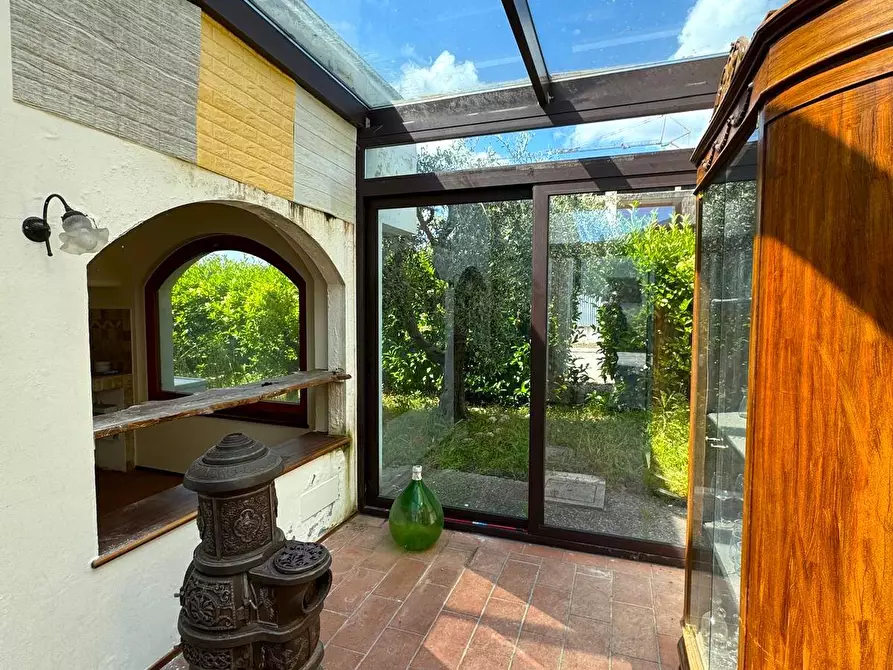 Immagine 9 di Locale commerciale in affitto  snc a Fermo